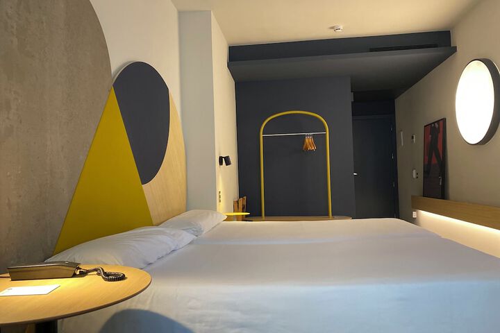 Room 21 of 265