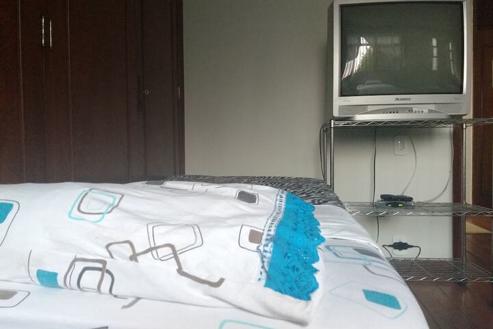 Room 2 of 18