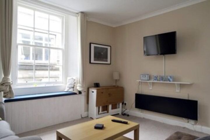 Room 11 of 44