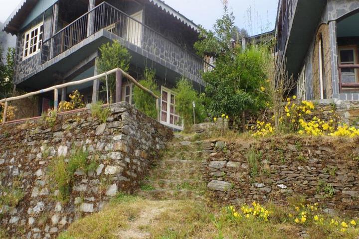 THE NEST COTTAGES