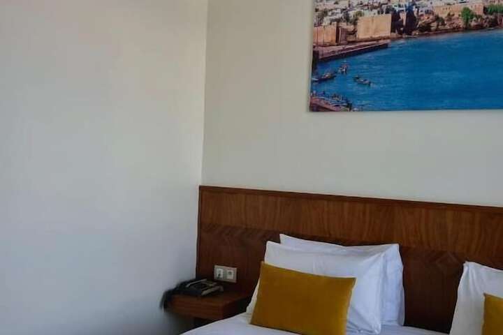 Room 15 of 25