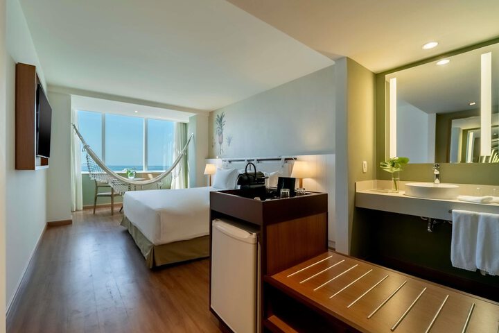 Room 46 of 162