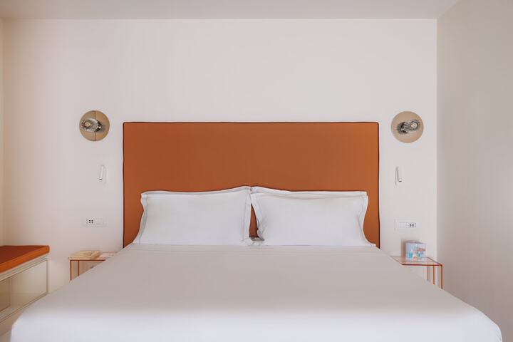 Room 37 of 118