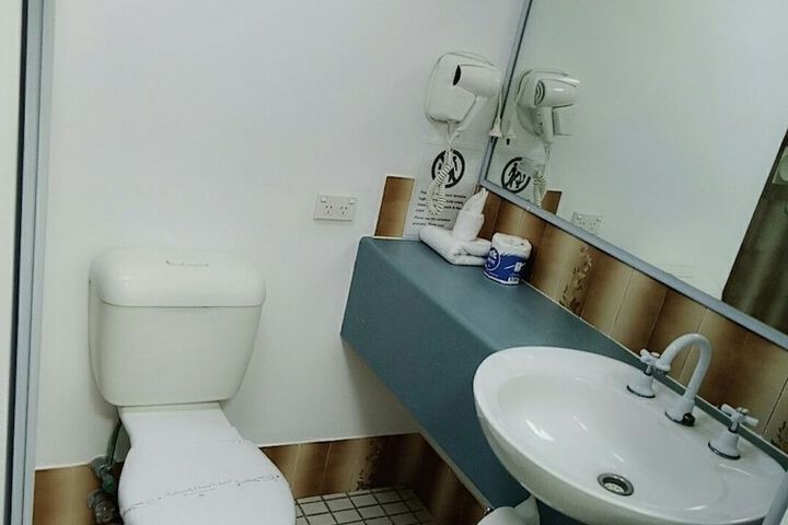 Room 7 of 35