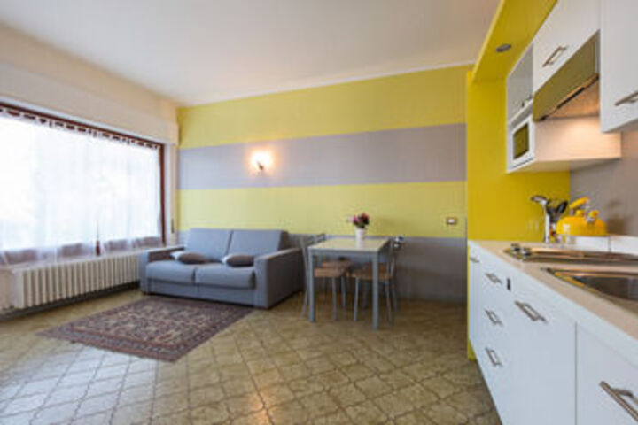 Room 155 of 450