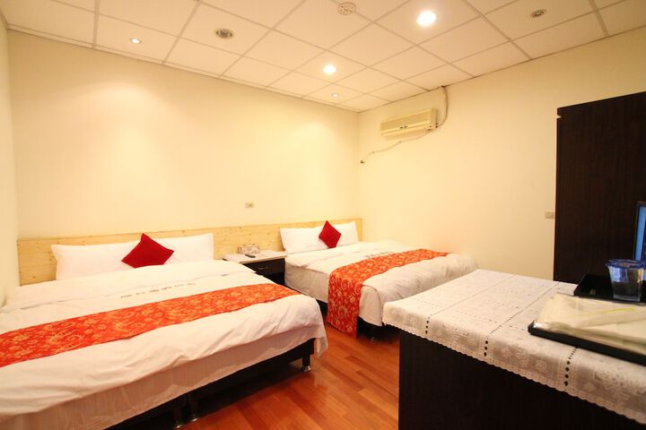 Hotel 4 of 115