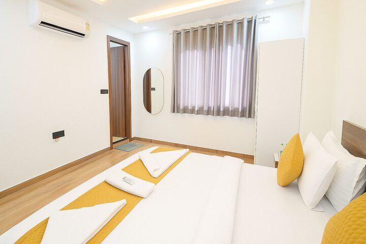 Room 15 of 33