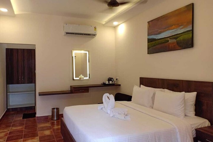 Room 7 of 54