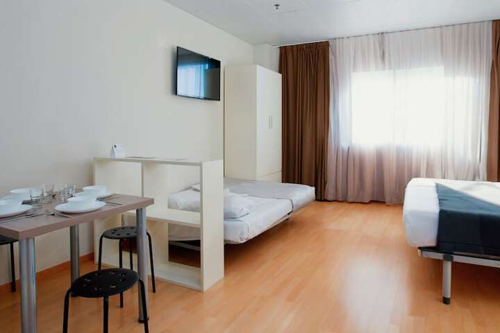 Room 5 of 49