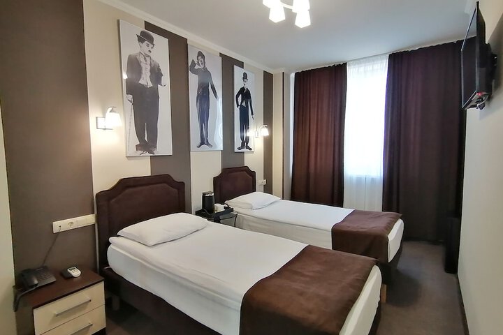 Room 45 of 73