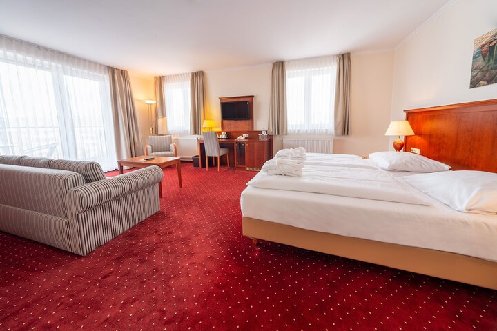 Room 21 of 84