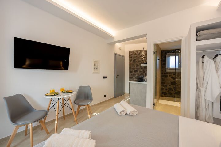 Room 9 of 56