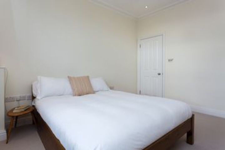 Room 19 of 28