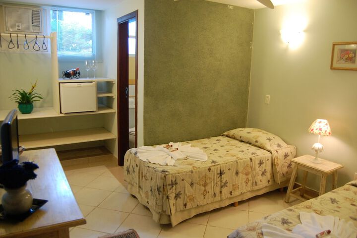 Room 10 of 36
