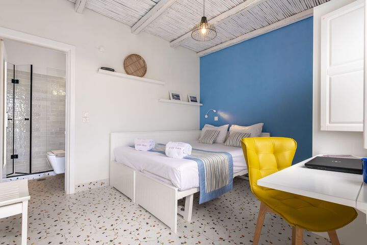Room 44 of 188