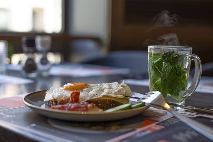 Breakfast/Coffee Service 23 of 27