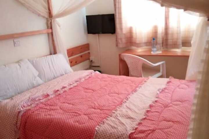 Golden Palm Breeze Hotel