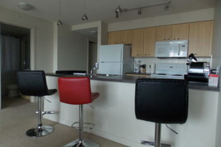 Room 5 of 6