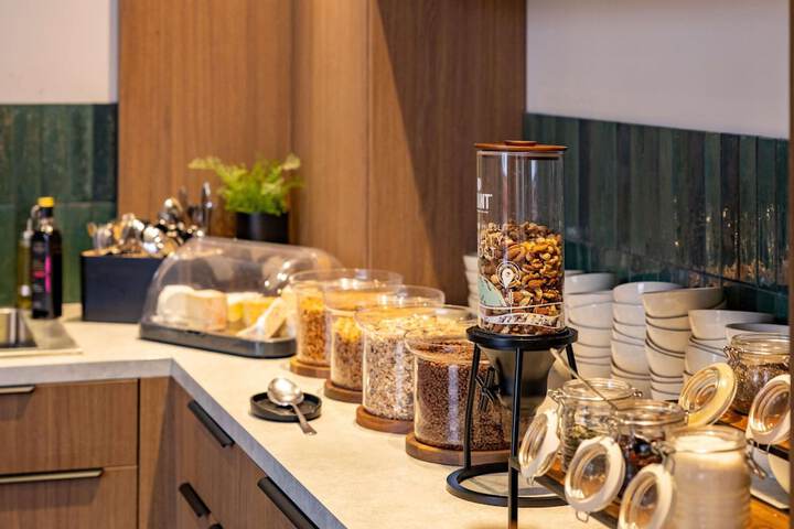 Breakfast/Coffee Service 49 of 63