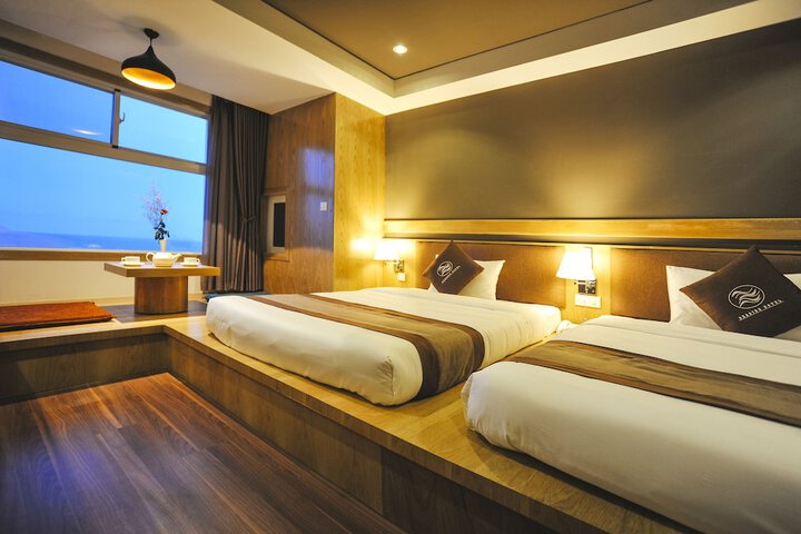 Room 12 of 86