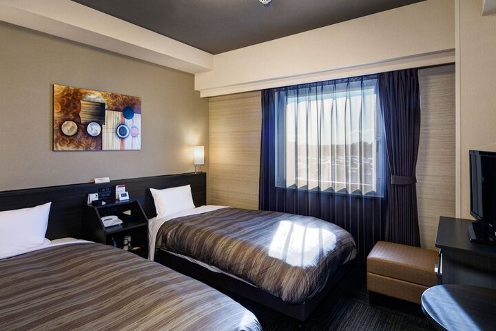 Room 6 of 29