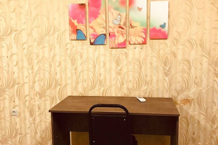 Room 8 of 26