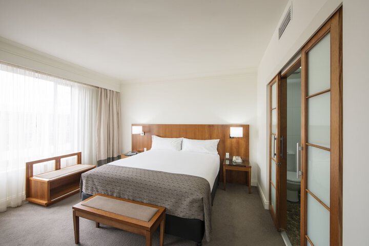 Room 7 of 37