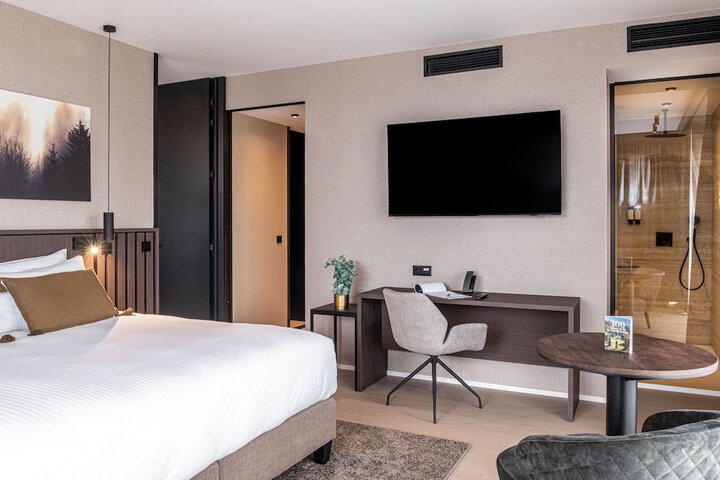 Room 12 of 55