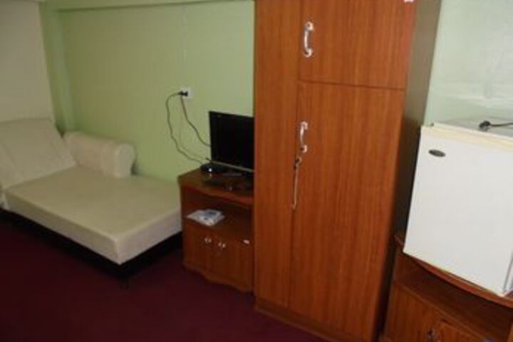 Room 17 of 41