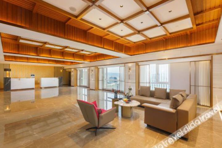 Hotel Interior 11 of 18