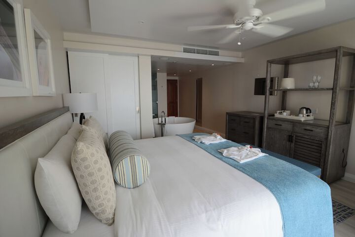 Room 26 of 119