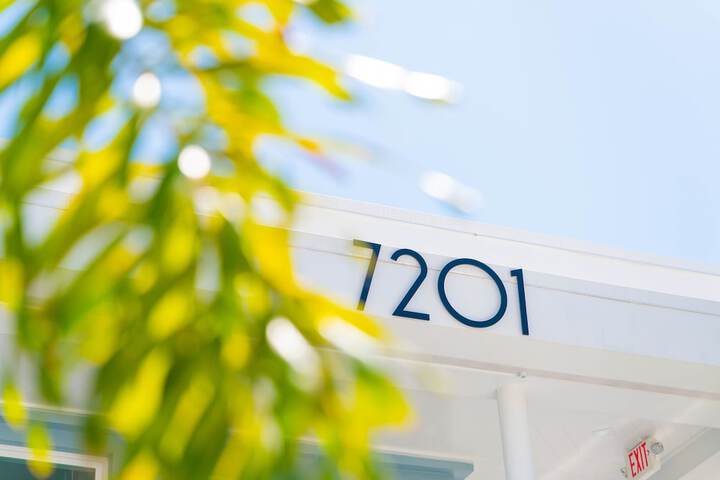 Hotel 215 of 227