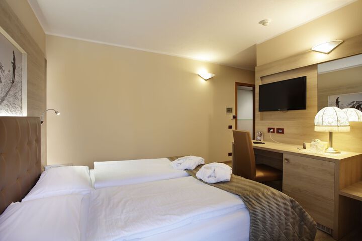 Room 14 of 81