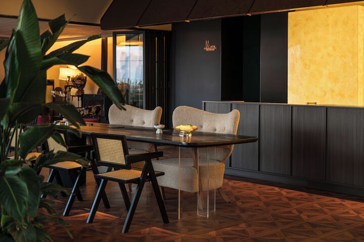 Hotel Interior 117 of 134
