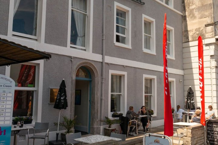 Hotel 84 of 93