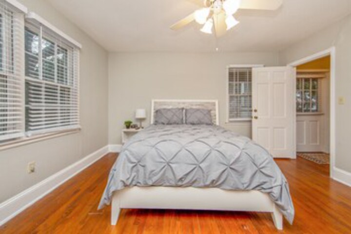 Room 21 of 24