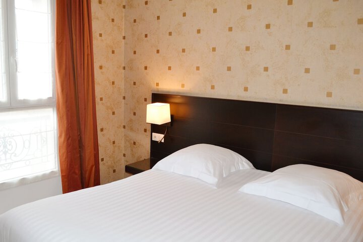 Room 14 of 59