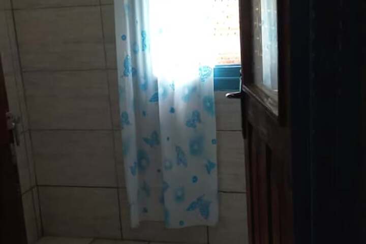 Room 2 of 21