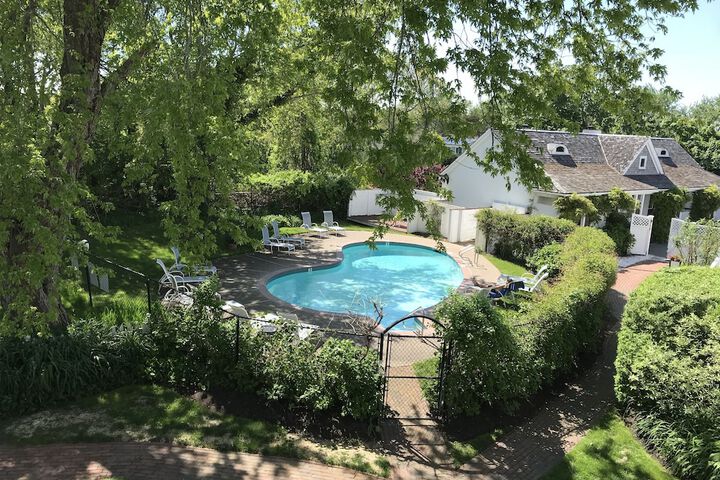 Pool 29 of 55
