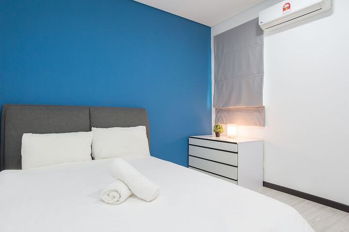 Room 7 of 71