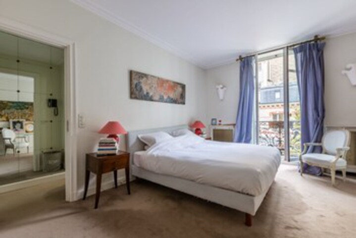 Room 14 of 35