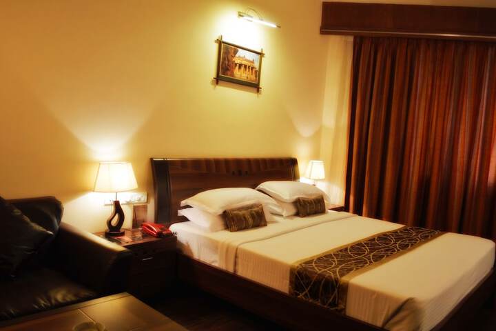 Room 13 of 85