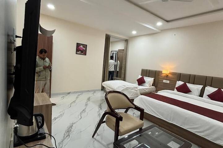 Room 18 of 59