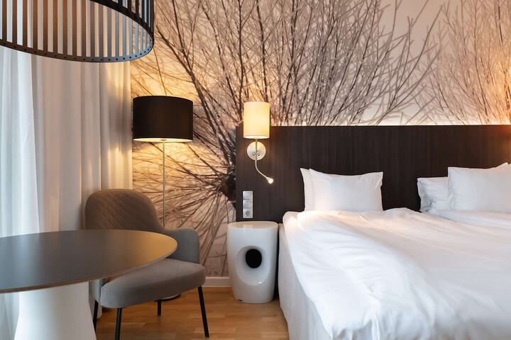 Room 20 of 54