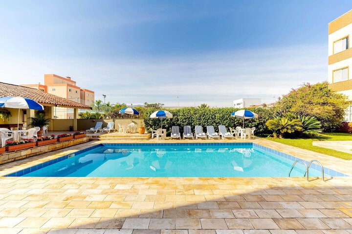 Hotel Pool