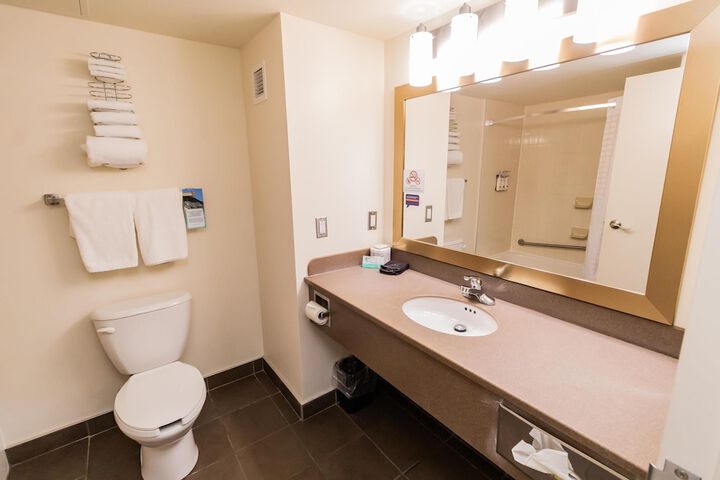 Clean Restrooms