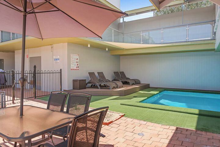 Pool 72 of 95