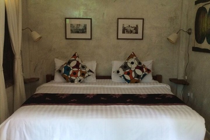 Room 4 of 62
