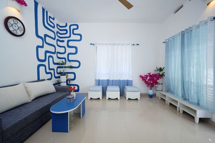 Room 25 of 53