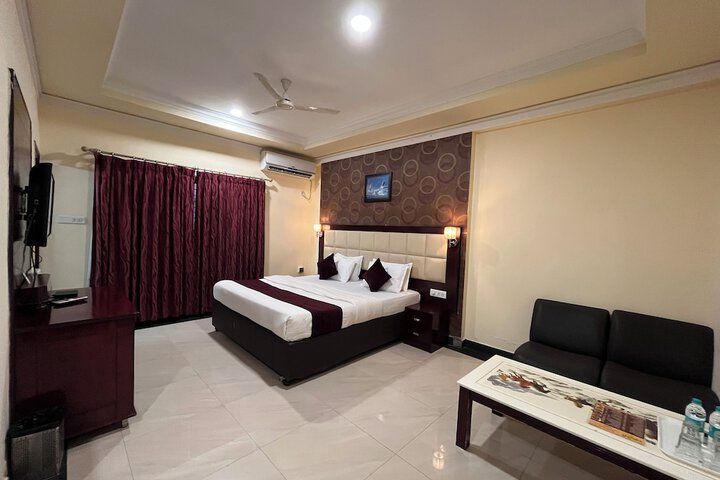 Room 26 of 135